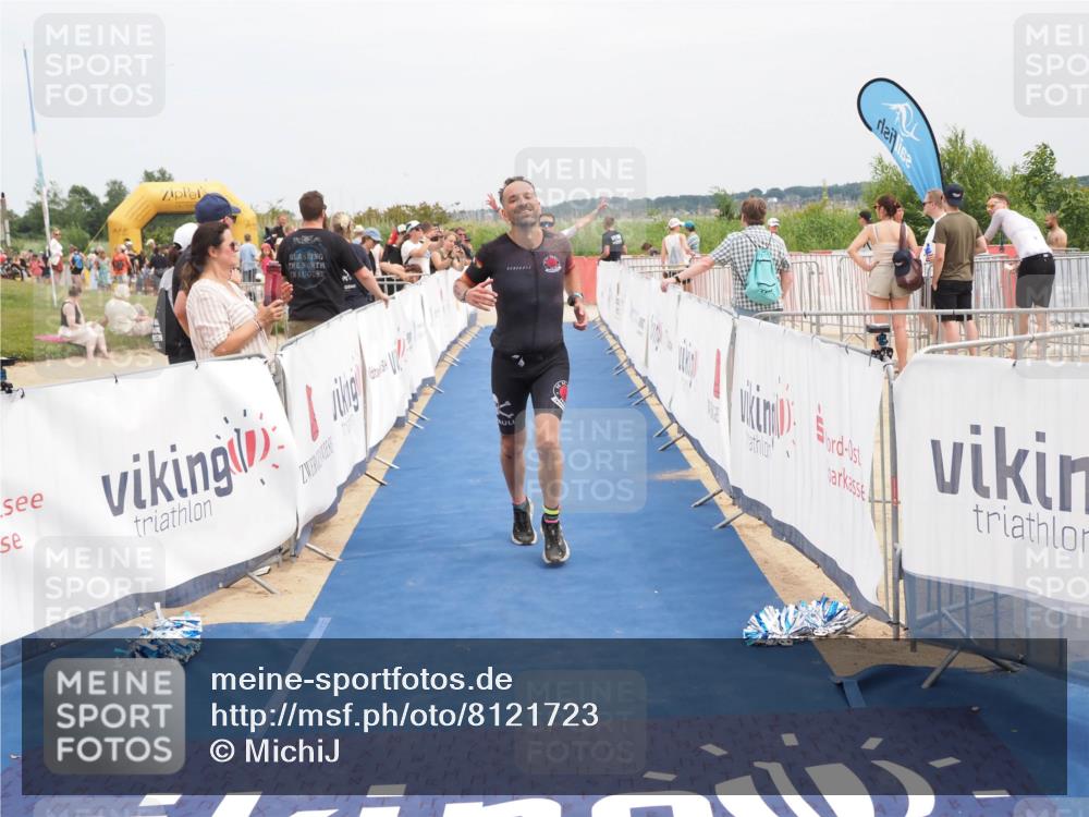 22.06.2025 - Viking Triathlon MichiJ http://msf.ph/oto/8121723 22.06.2025 15:13:16 Ziel 98, 228, 337, 395, 415 meine-sportfotos.de