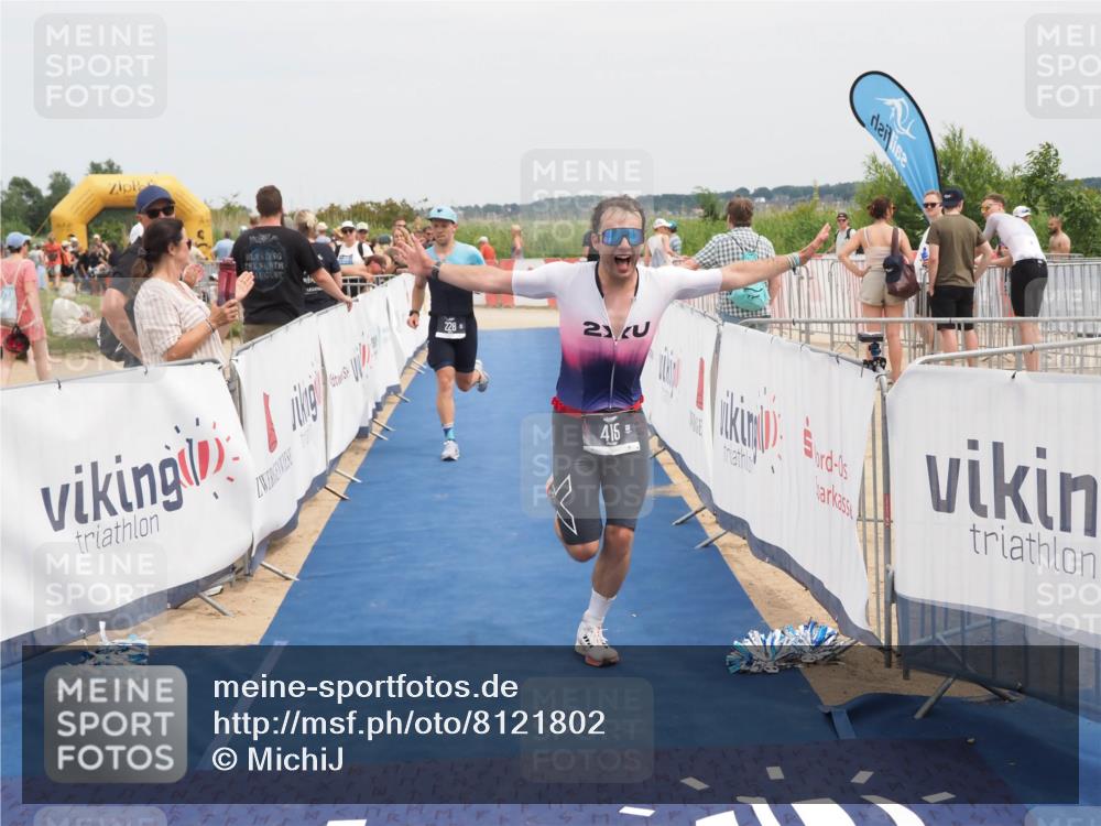 22.06.2025 - Viking Triathlon MichiJ http://msf.ph/oto/8121802 22.06.2025 15:13:18 Ziel 98, 228, 337, 395, 415 meine-sportfotos.de