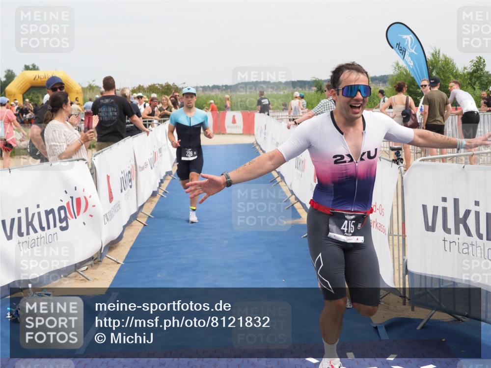22.06.2025 - Viking Triathlon MichiJ http://msf.ph/oto/8121832 22.06.2025 15:13:19 Ziel 228, 395, 415 meine-sportfotos.de