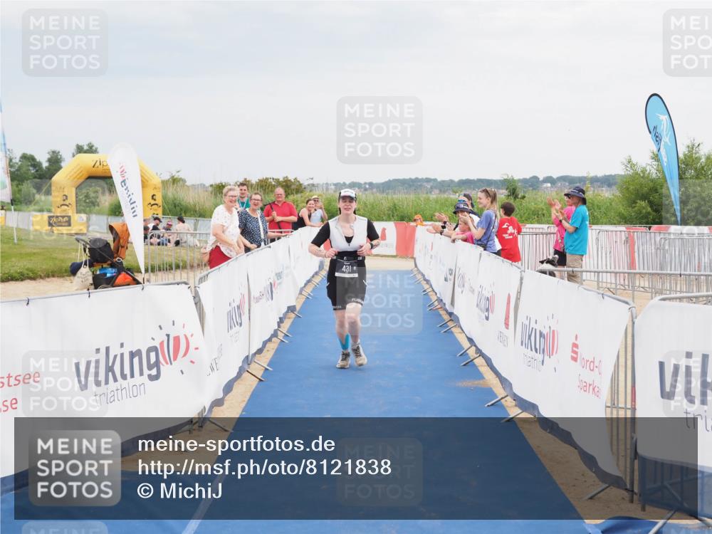 22.06.2025 - Viking Triathlon MichiJ http://msf.ph/oto/8121838 22.06.2025 17:05:43 Ziel 431 meine-sportfotos.de