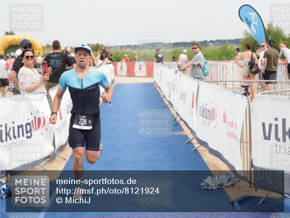 22.06.2025 - Viking Triathlon MichiJ http://msf.ph/oto/8121924 22.06.2025 15:13:20 Ziel 228, 395, 415 meine-sportfotos.de