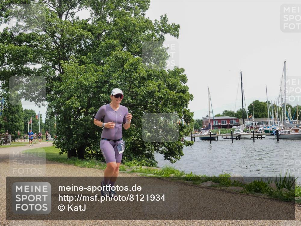 22.06.2025 - Viking Triathlon KatJ http://msf.ph/oto/8121934 22.06.2025 15:16:22 Laufen 241, 317 meine-sportfotos.de
