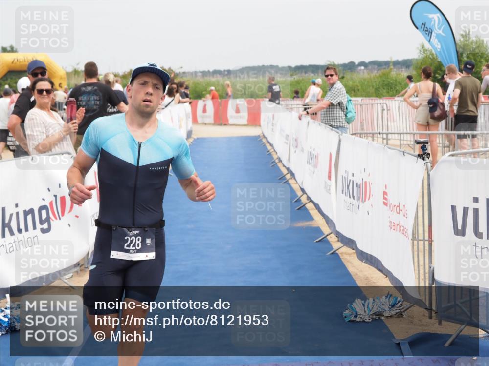 22.06.2025 - Viking Triathlon MichiJ http://msf.ph/oto/8121953 22.06.2025 15:13:20 Ziel 228, 395, 415 meine-sportfotos.de