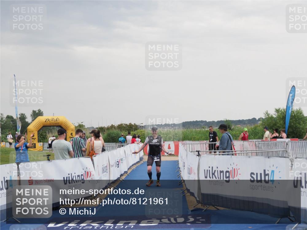 22.06.2025 - Viking Triathlon MichiJ http://msf.ph/oto/8121961 22.06.2025 16:36:46 Ziel 48, 240 meine-sportfotos.de