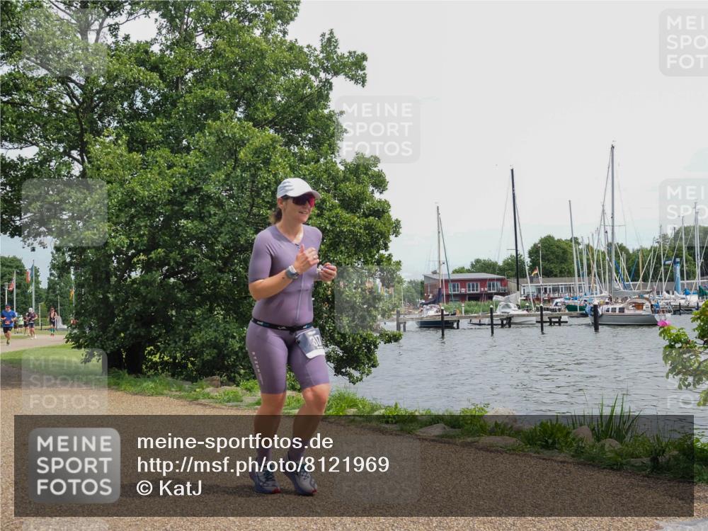 22.06.2025 - Viking Triathlon KatJ http://msf.ph/oto/8121969 22.06.2025 15:16:22 Laufen 241, 317 meine-sportfotos.de