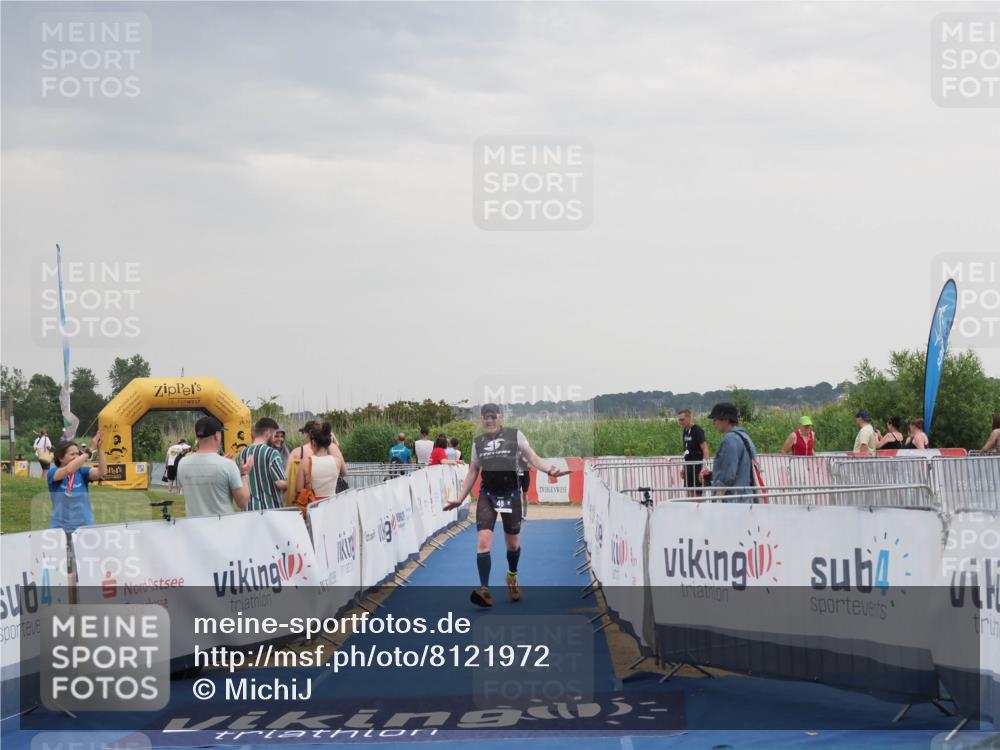 22.06.2025 - Viking Triathlon MichiJ http://msf.ph/oto/8121972 22.06.2025 16:36:46 Ziel 48, 240 meine-sportfotos.de