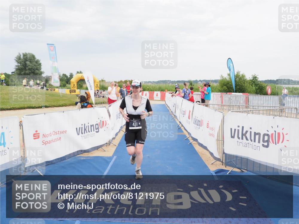 22.06.2025 - Viking Triathlon MichiJ http://msf.ph/oto/8121975 22.06.2025 17:05:44 Ziel 431 meine-sportfotos.de