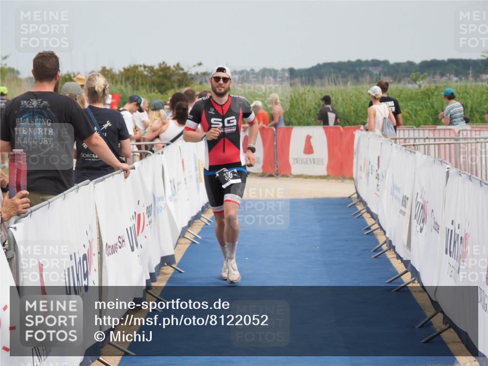 22.06.2025 - Viking Triathlon MichiJ http://msf.ph/oto/8122052 22.06.2025 15:13:31 Ziel 330 meine-sportfotos.de