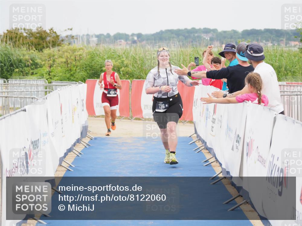 22.06.2025 - Viking Triathlon MichiJ http://msf.ph/oto/8122060 22.06.2025 17:07:16 Ziel 236 meine-sportfotos.de