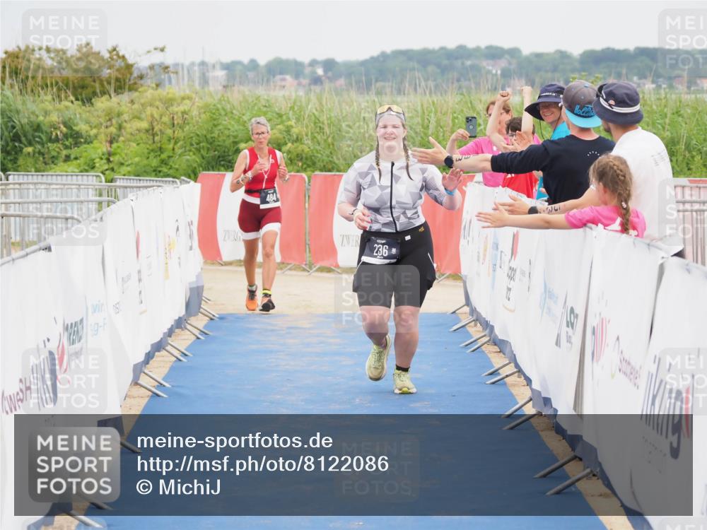 22.06.2025 - Viking Triathlon MichiJ http://msf.ph/oto/8122086 22.06.2025 17:07:16 Ziel 236 meine-sportfotos.de