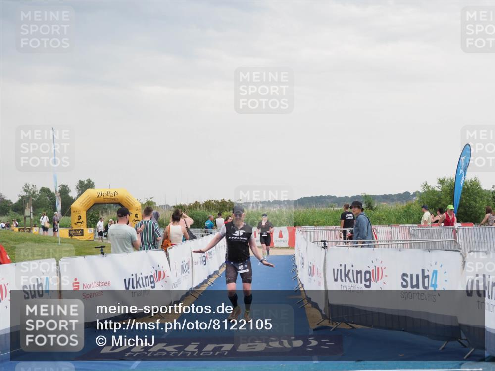 22.06.2025 - Viking Triathlon MichiJ http://msf.ph/oto/8122105 22.06.2025 16:36:47 Ziel 48, 240 meine-sportfotos.de