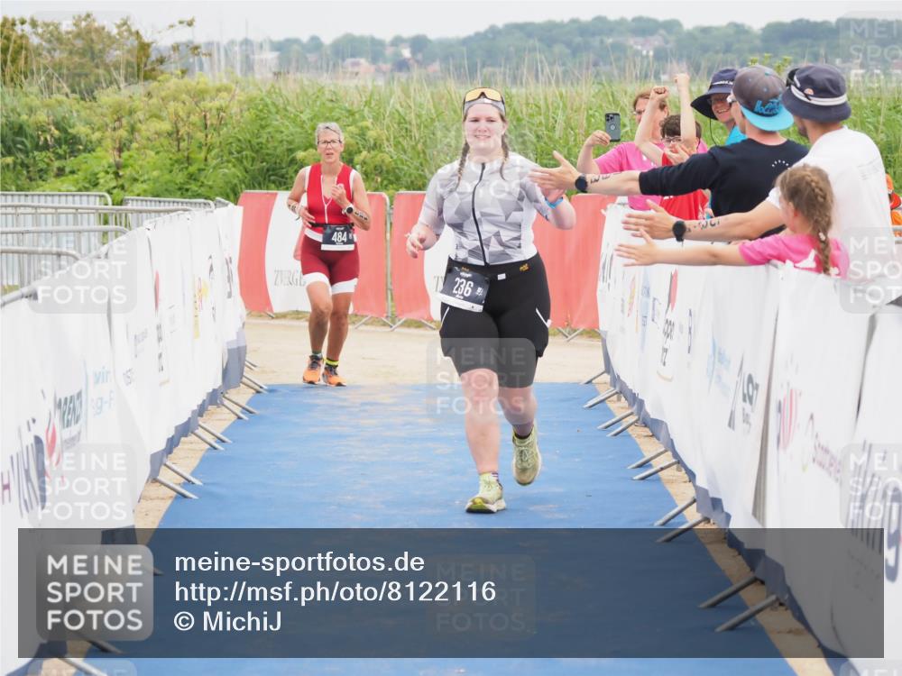 22.06.2025 - Viking Triathlon MichiJ http://msf.ph/oto/8122116 22.06.2025 17:07:17 Ziel 236 meine-sportfotos.de