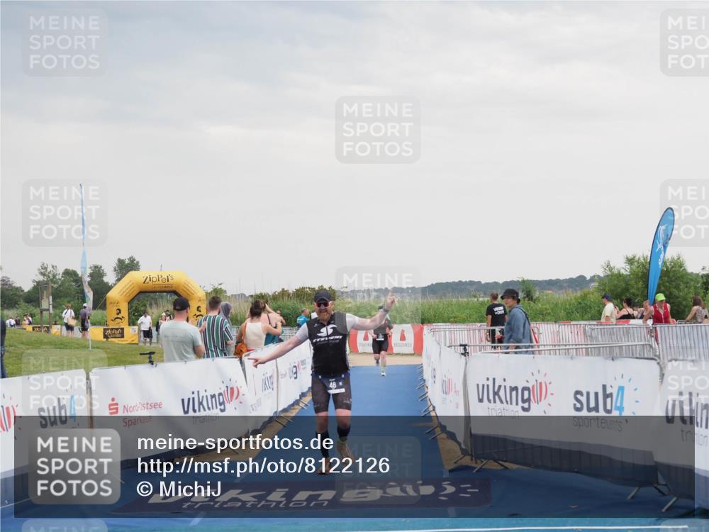 22.06.2025 - Viking Triathlon MichiJ http://msf.ph/oto/8122126 22.06.2025 16:36:48 Ziel 48, 240 meine-sportfotos.de