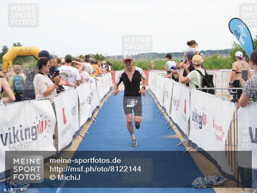 22.06.2025 - Viking Triathlon MichiJ http://msf.ph/oto/8122144 22.06.2025 15:00:22 Ziel 207 meine-sportfotos.de