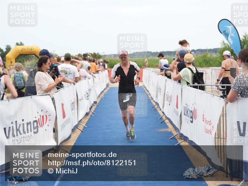 22.06.2025 - Viking Triathlon MichiJ http://msf.ph/oto/8122151 22.06.2025 15:00:23 Ziel 207 meine-sportfotos.de