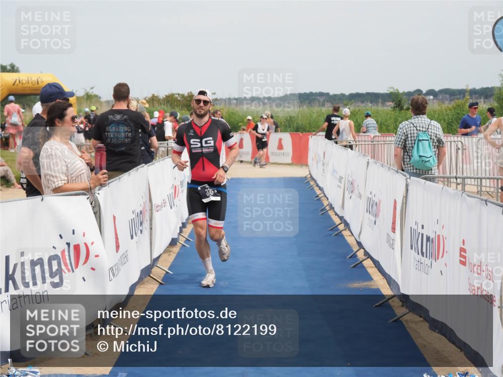 22.06.2025 - Viking Triathlon MichiJ http://msf.ph/oto/8122199 22.06.2025 15:13:32 Ziel 330 meine-sportfotos.de