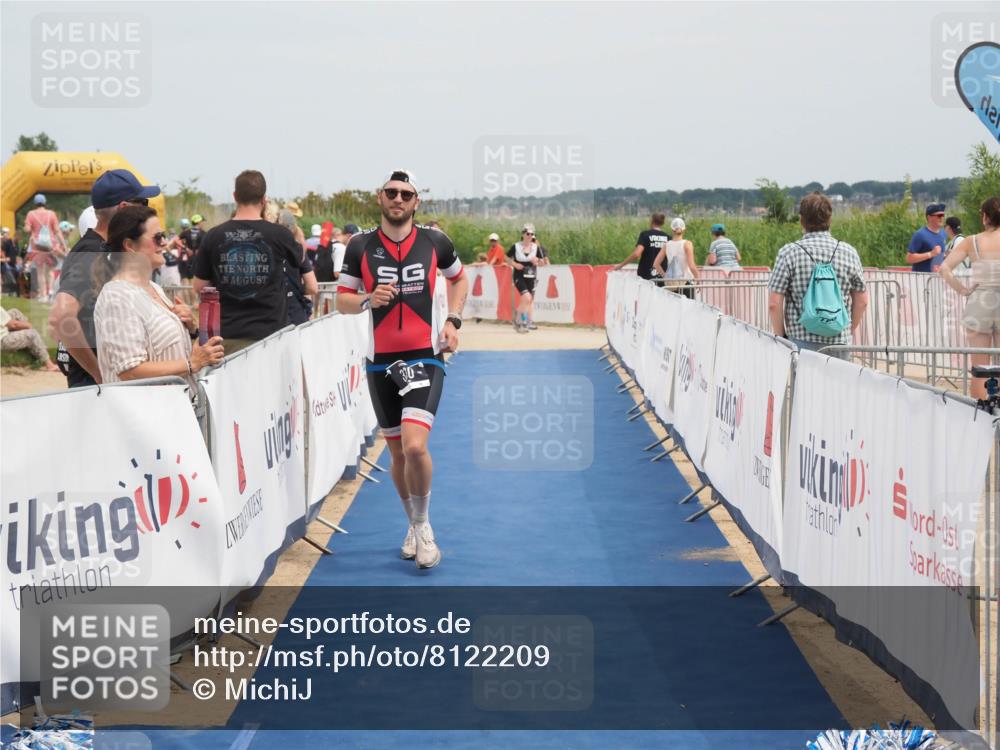 22.06.2025 - Viking Triathlon MichiJ http://msf.ph/oto/8122209 22.06.2025 15:13:32 Ziel 330 meine-sportfotos.de