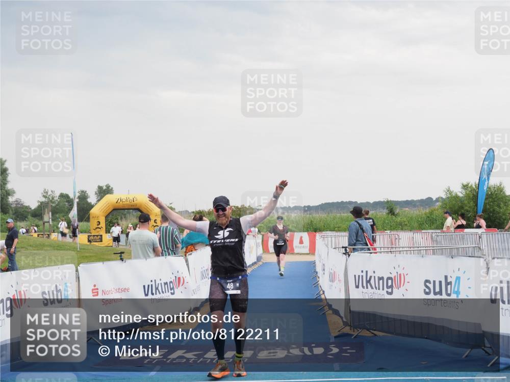 22.06.2025 - Viking Triathlon MichiJ http://msf.ph/oto/8122211 22.06.2025 16:36:49 Ziel 48, 240 meine-sportfotos.de