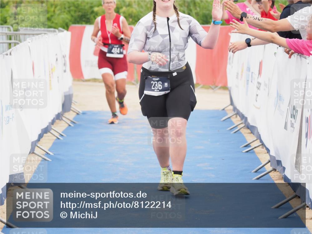 22.06.2025 - Viking Triathlon MichiJ http://msf.ph/oto/8122214 22.06.2025 17:07:18 Ziel 236 meine-sportfotos.de