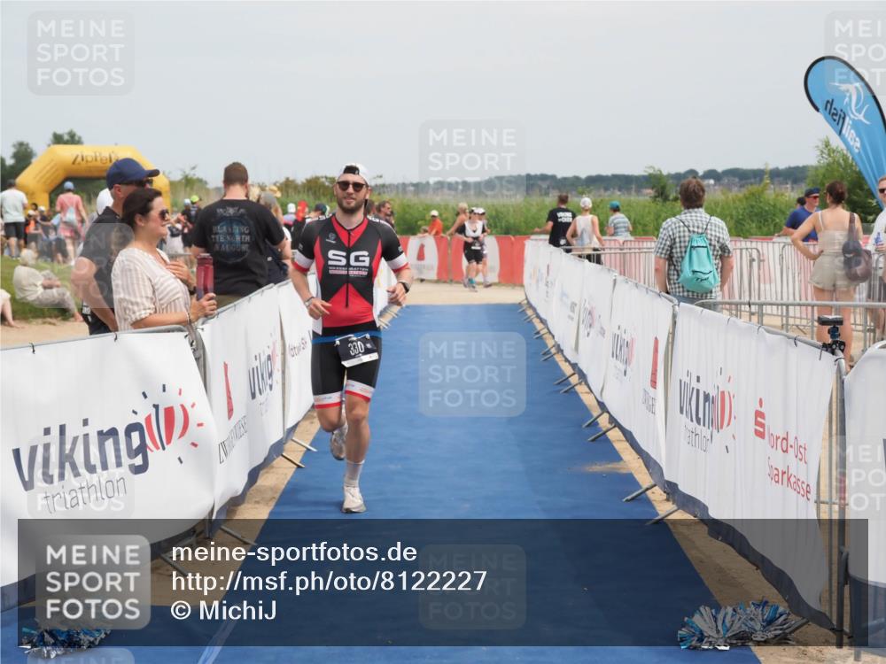 22.06.2025 - Viking Triathlon MichiJ http://msf.ph/oto/8122227 22.06.2025 15:13:33 Ziel 330 meine-sportfotos.de