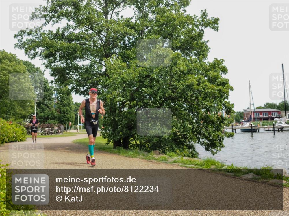 22.06.2025 - Viking Triathlon KatJ http://msf.ph/oto/8122234 22.06.2025 15:16:41 Laufen 251, 543, 614 meine-sportfotos.de