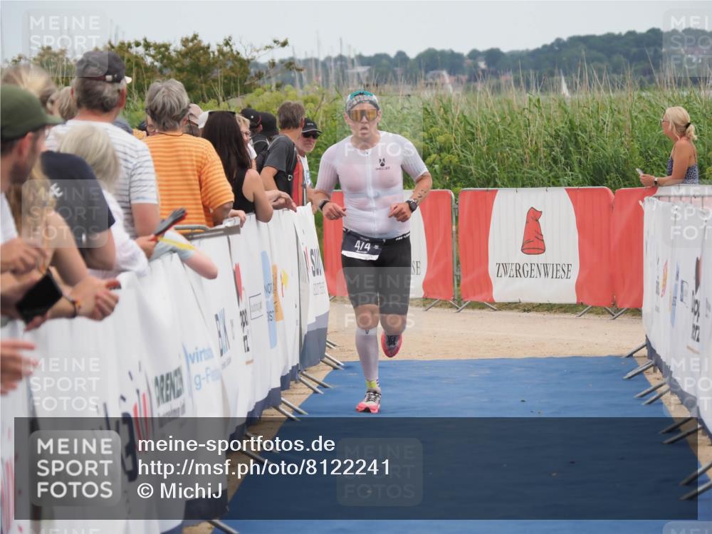 22.06.2025 - Viking Triathlon MichiJ http://msf.ph/oto/8122241 22.06.2025 15:00:50 Ziel 474 meine-sportfotos.de