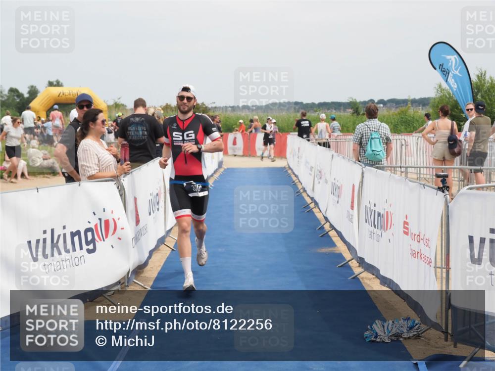 22.06.2025 - Viking Triathlon MichiJ http://msf.ph/oto/8122256 22.06.2025 15:13:33 Ziel 330 meine-sportfotos.de