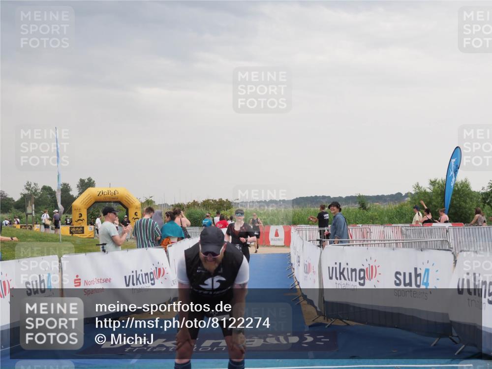 22.06.2025 - Viking Triathlon MichiJ http://msf.ph/oto/8122274 22.06.2025 16:36:51 Ziel 48, 240, 267 meine-sportfotos.de