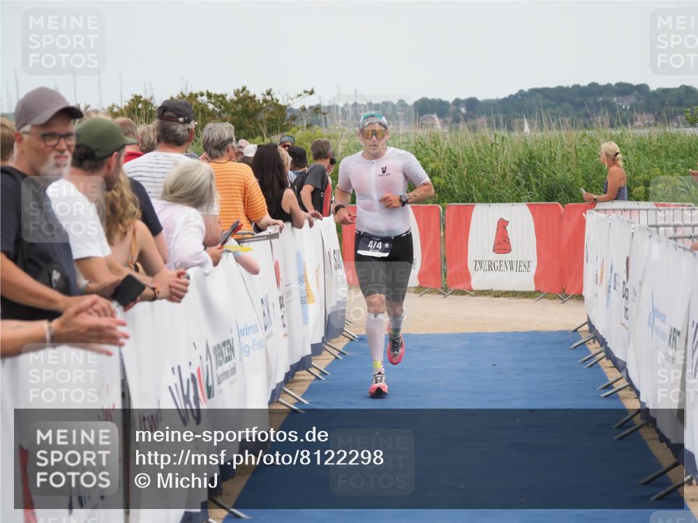 22.06.2025 - Viking Triathlon MichiJ http://msf.ph/oto/8122298 22.06.2025 15:00:51 Ziel 474 meine-sportfotos.de