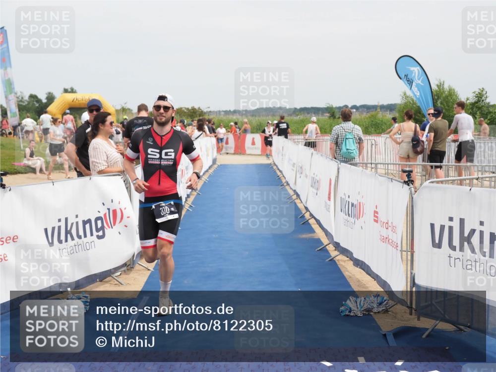 22.06.2025 - Viking Triathlon MichiJ http://msf.ph/oto/8122305 22.06.2025 15:13:33 Ziel 330 meine-sportfotos.de