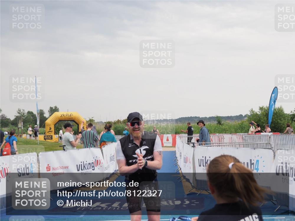 22.06.2025 - Viking Triathlon MichiJ http://msf.ph/oto/8122327 22.06.2025 16:36:52 Ziel 48, 240, 267 meine-sportfotos.de