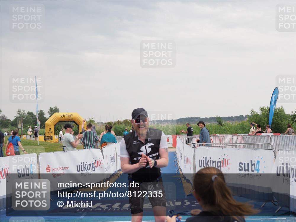22.06.2025 - Viking Triathlon MichiJ http://msf.ph/oto/8122335 22.06.2025 16:36:52 Ziel 48, 240, 267 meine-sportfotos.de