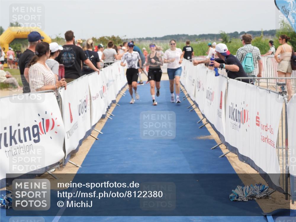 22.06.2025 - Viking Triathlon MichiJ http://msf.ph/oto/8122380 22.06.2025 15:13:39 Ziel 602 meine-sportfotos.de