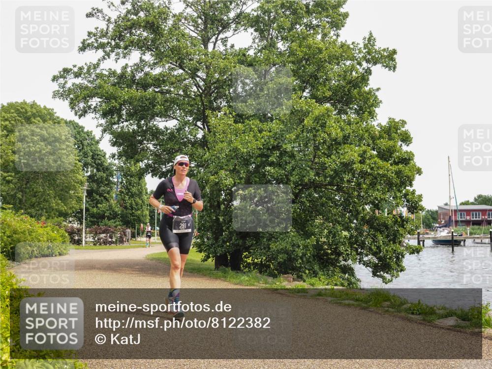 22.06.2025 - Viking Triathlon KatJ http://msf.ph/oto/8122382 22.06.2025 15:16:47 Laufen 291 meine-sportfotos.de