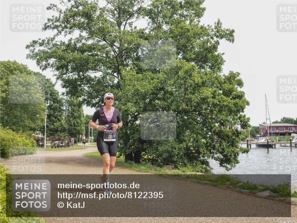 22.06.2025 - Viking Triathlon KatJ http://msf.ph/oto/8122395 22.06.2025 15:16:47 Laufen 291 meine-sportfotos.de