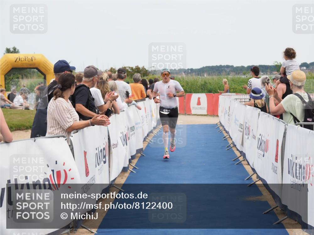 22.06.2025 - Viking Triathlon MichiJ http://msf.ph/oto/8122400 22.06.2025 15:00:52 Ziel 474 meine-sportfotos.de