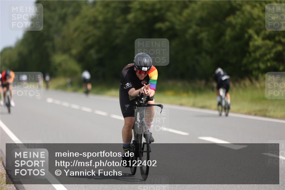 22.06.2025 - Viking Triathlon Yannick Fuchs http://msf.ph/oto/8122402 22.06.2025 11:49:59 Radfahren 11, 33, 150, 182, 257, 376, 638 meine-sportfotos.de