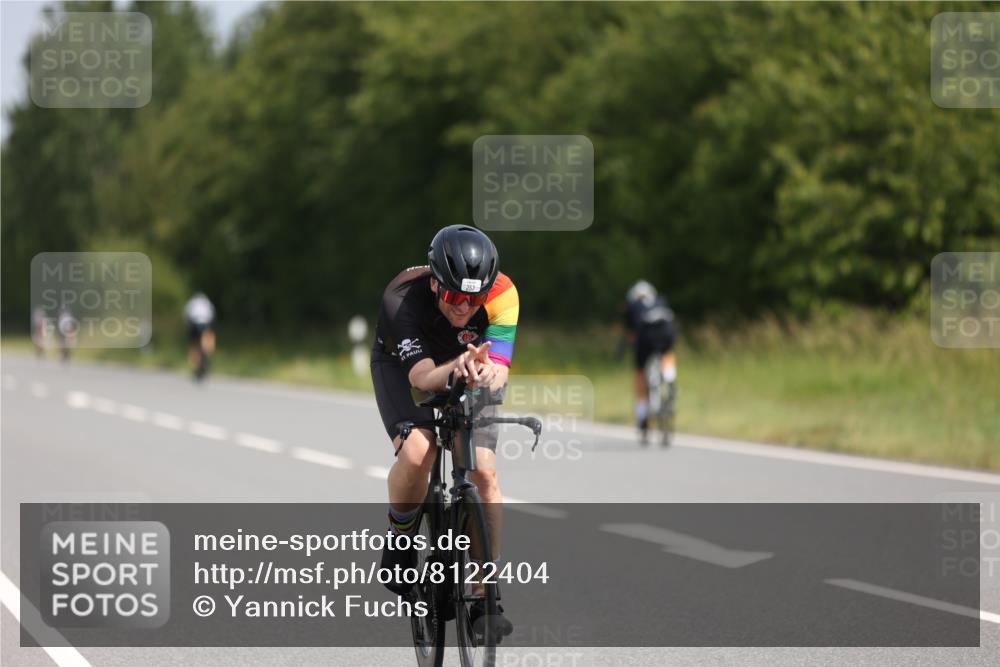 22.06.2025 - Viking Triathlon Yannick Fuchs http://msf.ph/oto/8122404 22.06.2025 11:49:59 Radfahren 11, 33, 150, 182, 257, 376, 638 meine-sportfotos.de