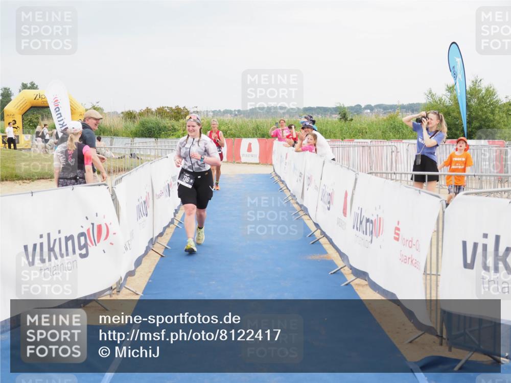 22.06.2025 - Viking Triathlon MichiJ http://msf.ph/oto/8122417 22.06.2025 17:07:20 Ziel 236, 484 meine-sportfotos.de