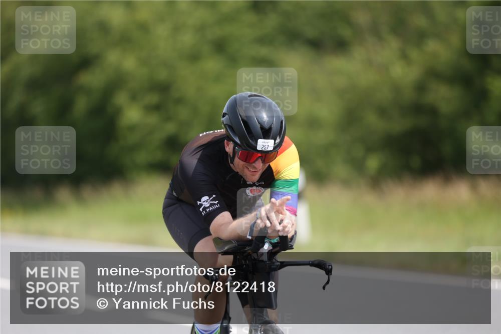 22.06.2025 - Viking Triathlon Yannick Fuchs http://msf.ph/oto/8122418 22.06.2025 11:50:00 Radfahren 11, 33, 150, 182, 257, 376, 638 meine-sportfotos.de
