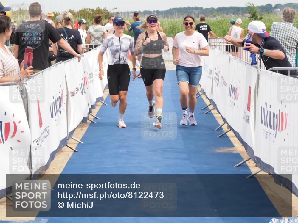 22.06.2025 - Viking Triathlon MichiJ http://msf.ph/oto/8122473 22.06.2025 15:13:40 Ziel 602 meine-sportfotos.de