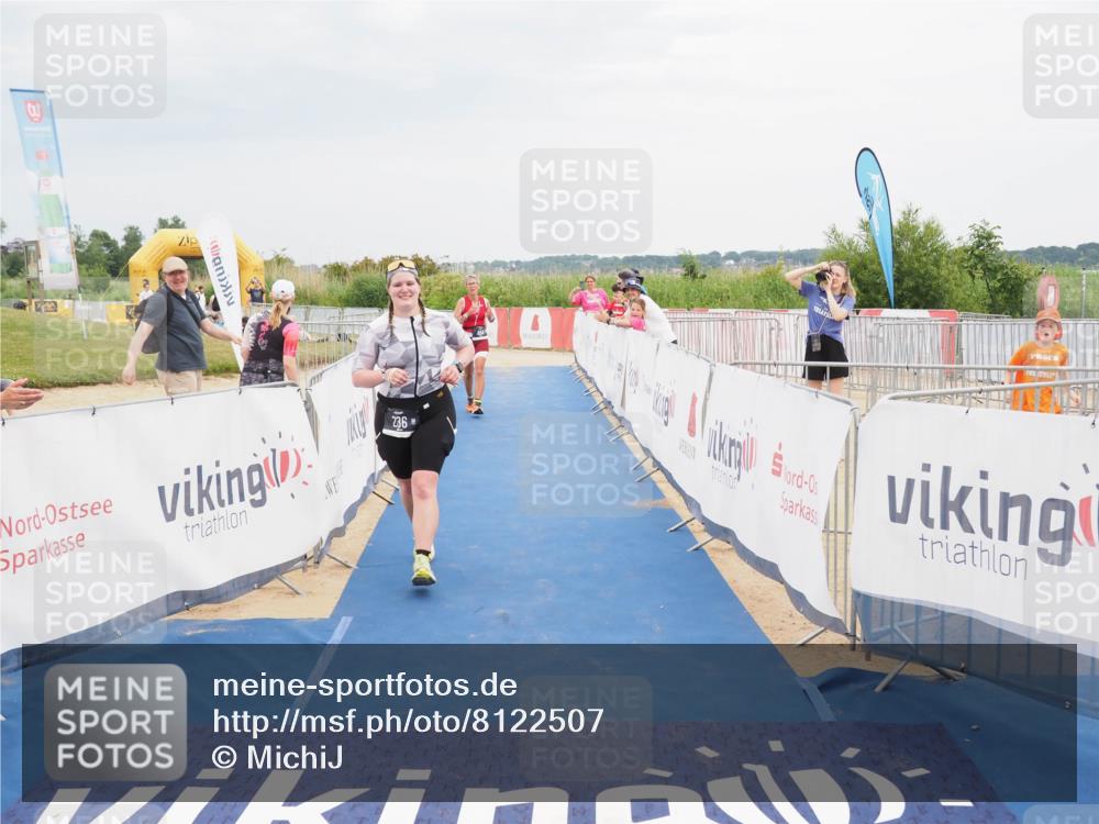 22.06.2025 - Viking Triathlon MichiJ http://msf.ph/oto/8122507 22.06.2025 17:07:21 Ziel 236, 484 meine-sportfotos.de