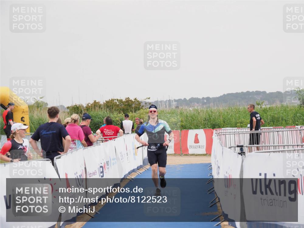 22.06.2025 - Viking Triathlon MichiJ http://msf.ph/oto/8122523 22.06.2025 16:38:25 Ziel 496 meine-sportfotos.de