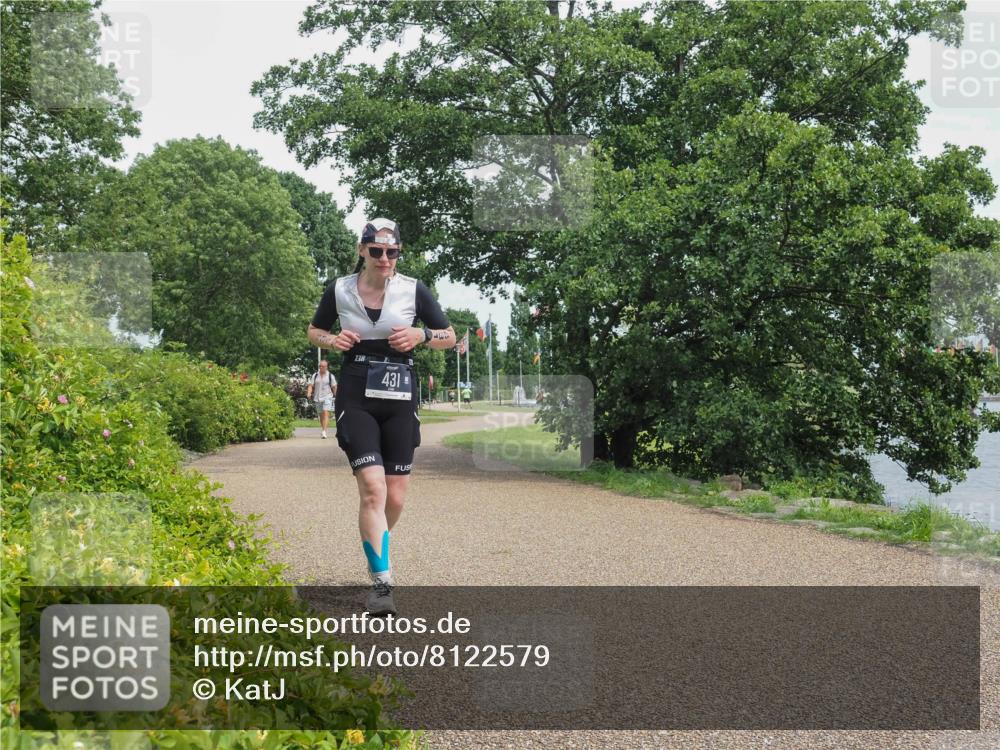 22.06.2025 - Viking Triathlon KatJ http://msf.ph/oto/8122579 22.06.2025 15:17:05 Laufen 431 meine-sportfotos.de