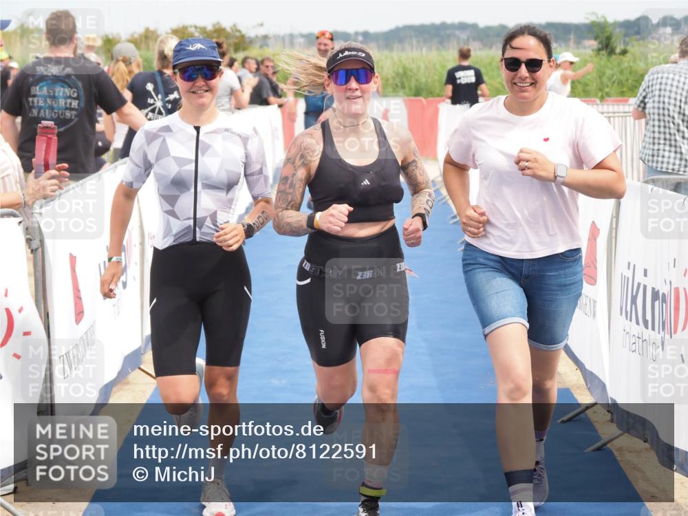 22.06.2025 - Viking Triathlon MichiJ http://msf.ph/oto/8122591 22.06.2025 15:13:42 Ziel 95, 602 meine-sportfotos.de