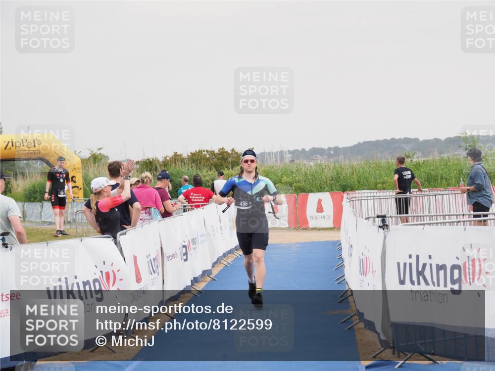 22.06.2025 - Viking Triathlon MichiJ http://msf.ph/oto/8122599 22.06.2025 16:38:26 Ziel 496 meine-sportfotos.de