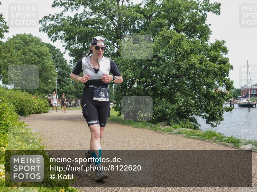 22.06.2025 - Viking Triathlon KatJ http://msf.ph/oto/8122620 22.06.2025 15:17:06 Laufen 431 meine-sportfotos.de