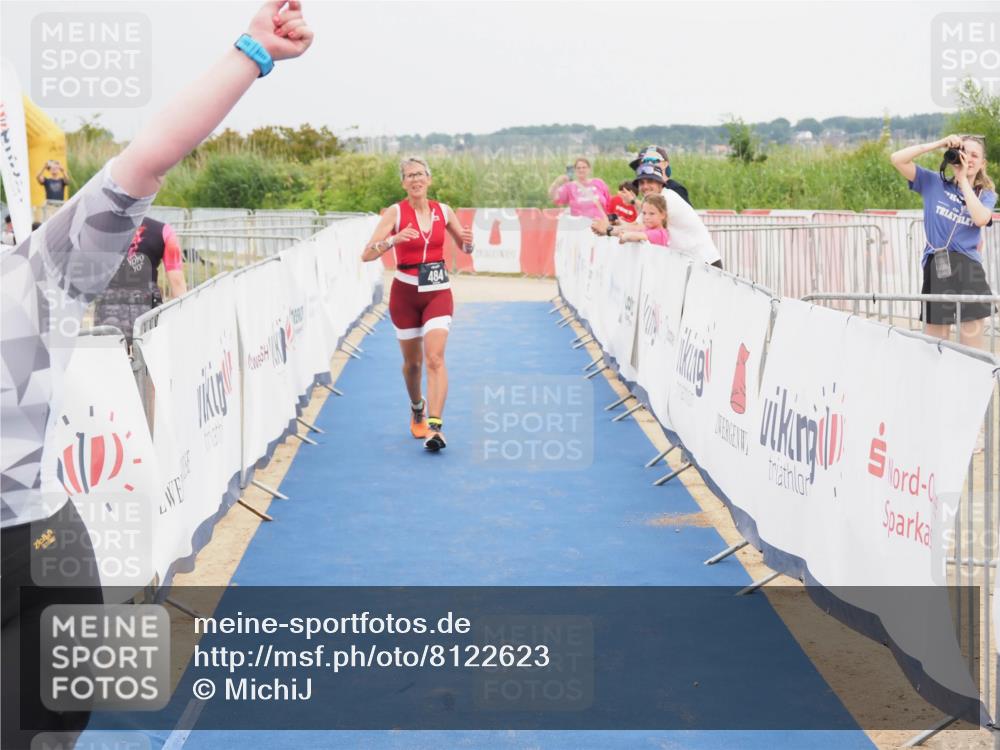 22.06.2025 - Viking Triathlon MichiJ http://msf.ph/oto/8122623 22.06.2025 17:07:22 Ziel 236, 484 meine-sportfotos.de