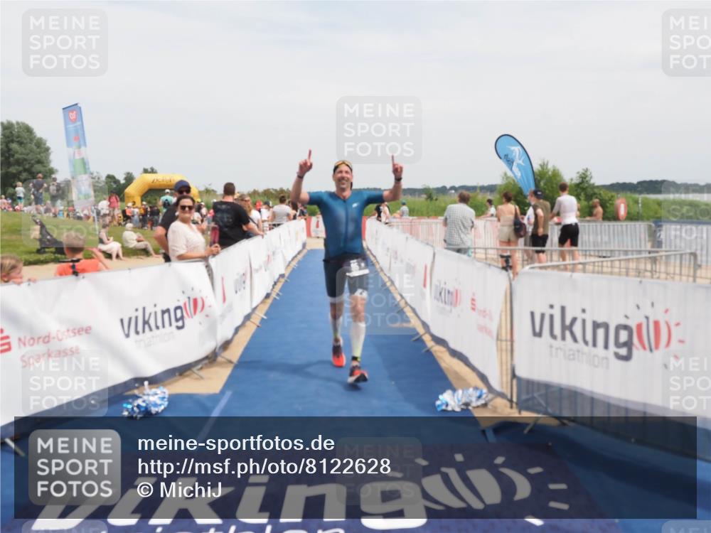 22.06.2025 - Viking Triathlon MichiJ http://msf.ph/oto/8122628 22.06.2025 15:13:46 Ziel 95, 602 meine-sportfotos.de