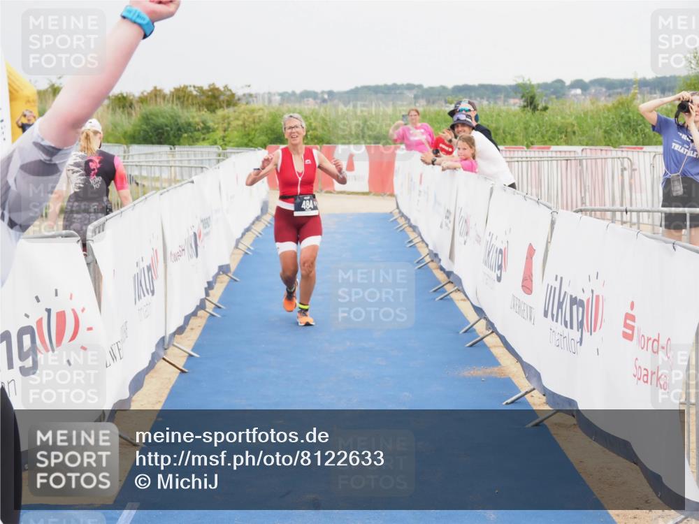22.06.2025 - Viking Triathlon MichiJ http://msf.ph/oto/8122633 22.06.2025 17:07:22 Ziel 236, 484 meine-sportfotos.de